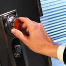 Hartford Locksmith Store Hartford, CT 860-544-9071 Hartford Locksmith Store Hartford, CT 860-544-9071 - sb-com-01